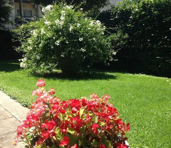 לינה וארוחת בוקר Inn Rome B&B 4*